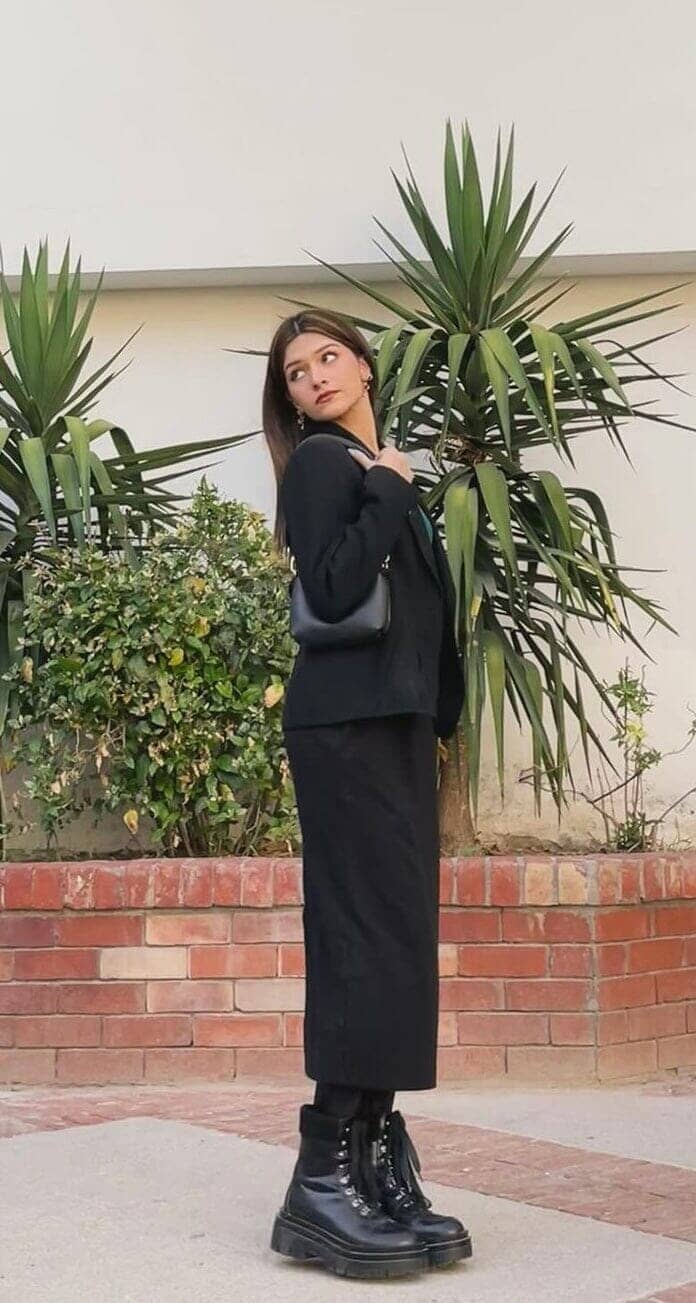 Minimal Skirts - 2000Crew