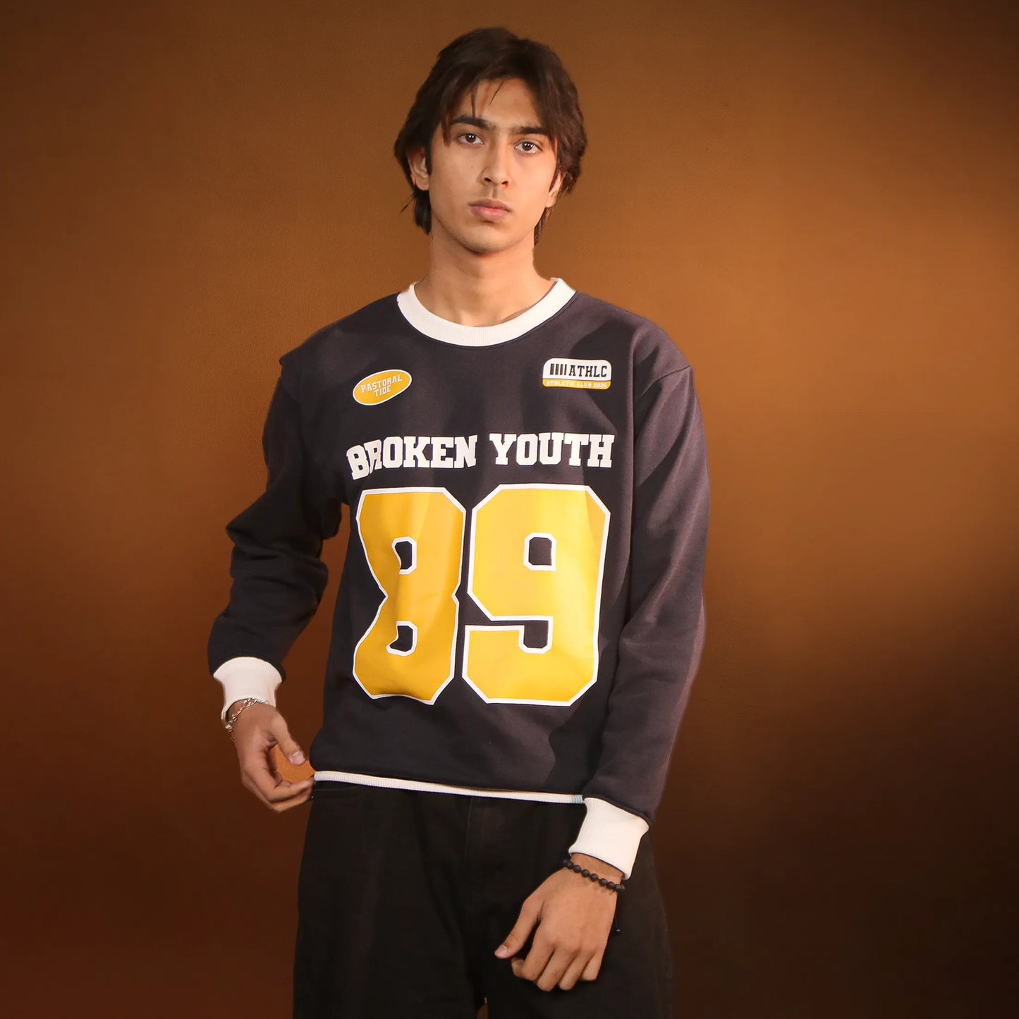 BROKEN YOUTH (unisex)