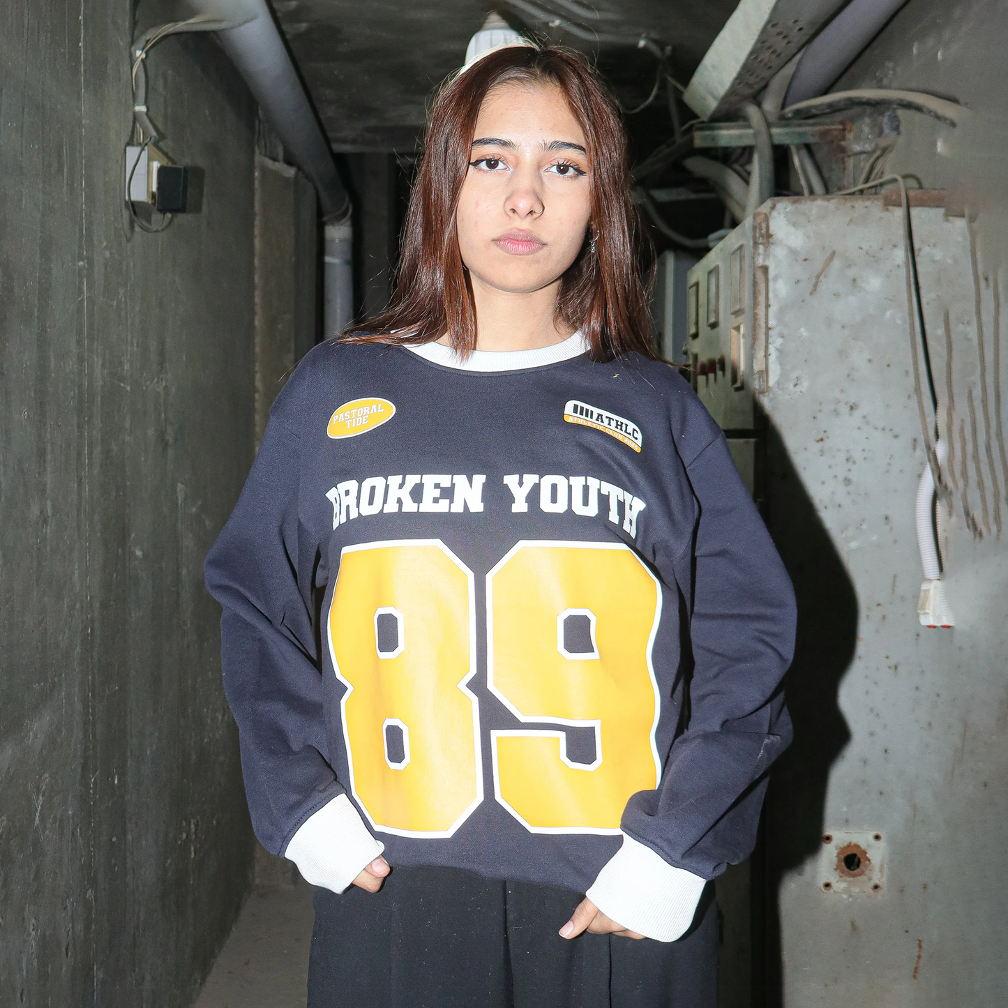 BROKEN YOUTH (unisex)