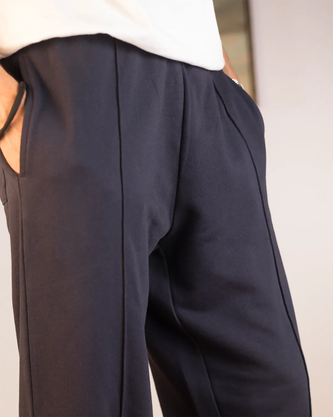 Relaxed Pin Tuck Pant